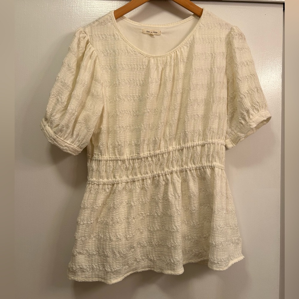 Tea n Rose off white textured blouse, large